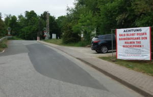 Plakat am Schinderberg